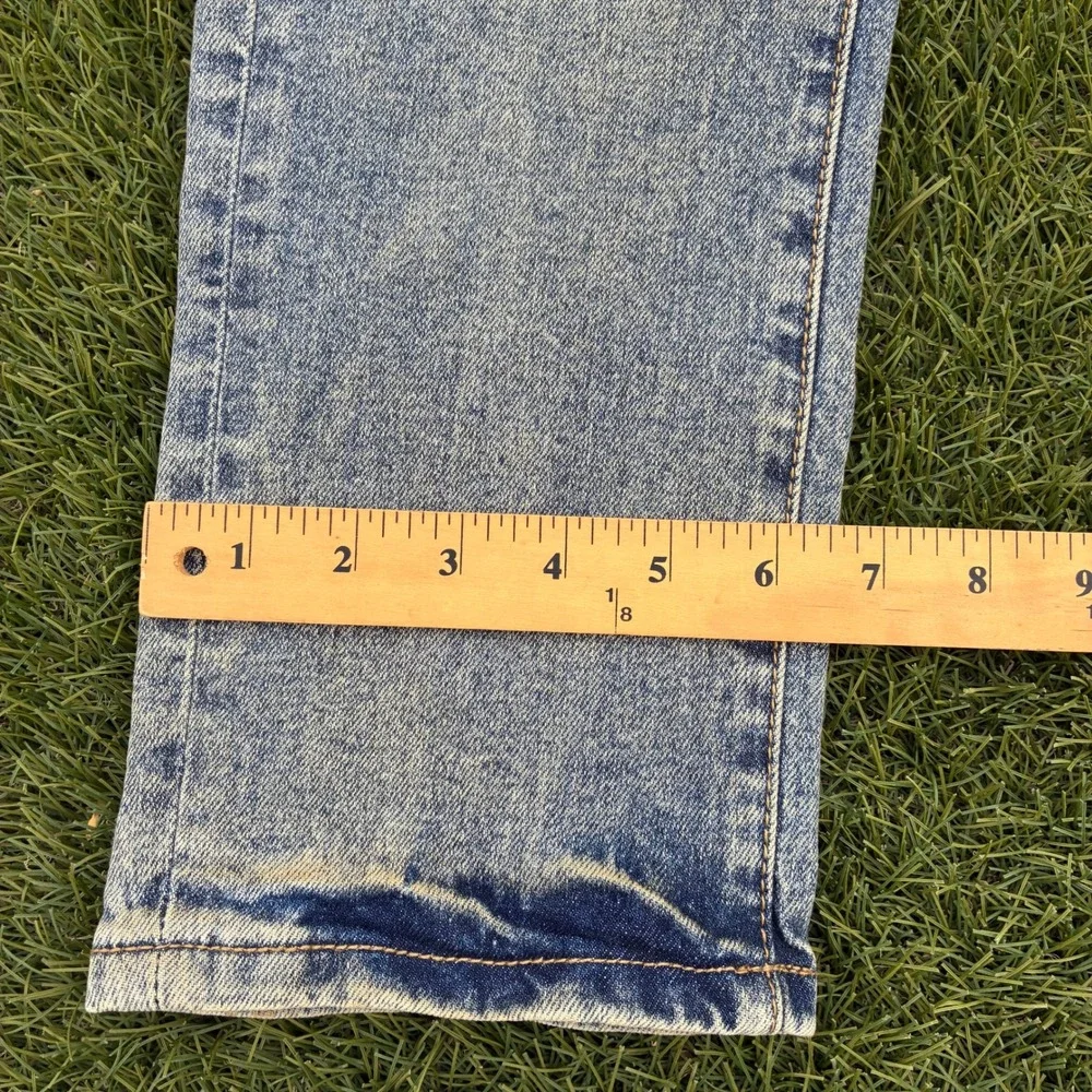 Richie Le Mens 32x32 Light Wash Distressed Slim Tapered Jeans Paint Splatter